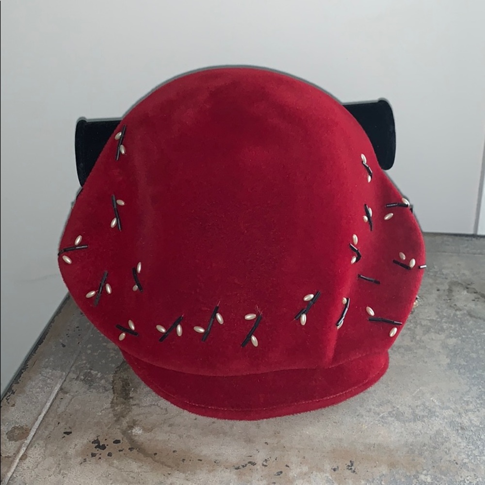 Vintage 1950’s FLECHATS Cranberry Red Cap